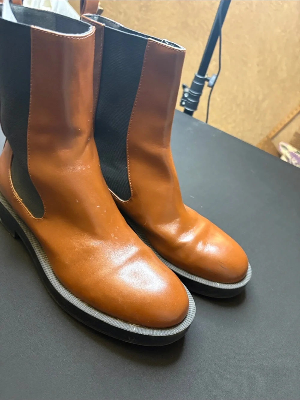 Men's Tan Leather Chelsea Boots - Classic Slip-On Style size 40